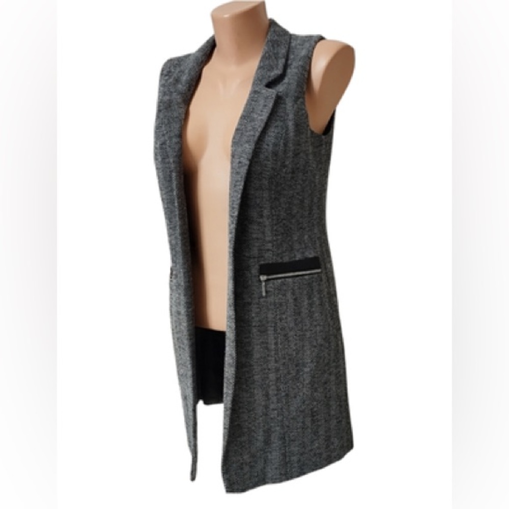 Atmosphere Gray Sleeveless Blazer